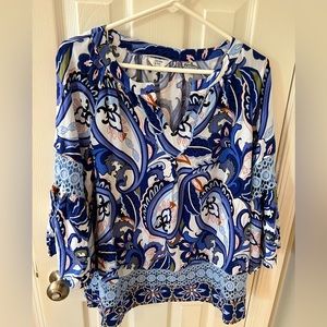 Crown & Ivy size L. Various shades of blue, tan, peach. Bell sleeves. Rayon.